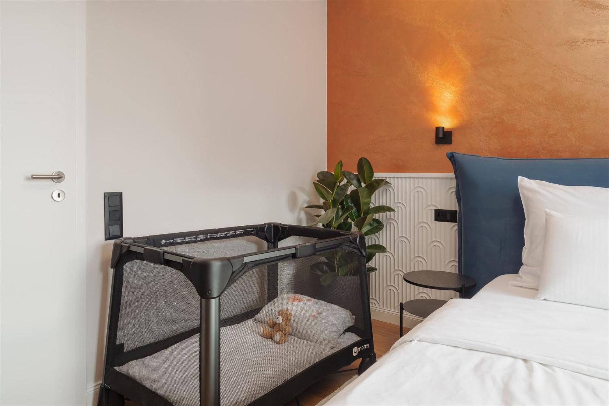 Luxury Sunny - Free Garage, Metro, Balcony, Ps5, 2nd Parking On Request Daire